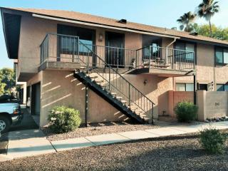 1233 84th Pl, Scottsdale, AZ 85257-4171