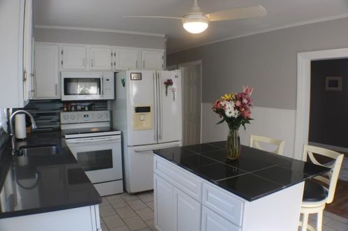 23 Sand Hill Dr, North Kingstown RI  02852-2228 exterior