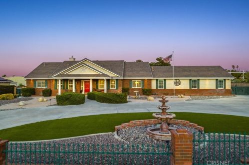 42048 23rd St, Lancaster, CA 93536-3317
