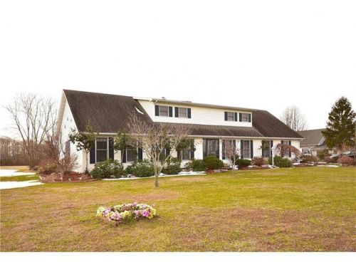5914 Rehoboth Blvd, Slaughter Beach, DE 19963-4112
