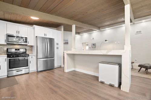 5038 Chaparral Way, San Diego CA 92115-2239 exterior