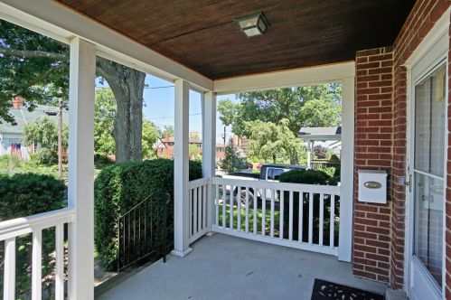 52 Gaddis Dr, Newport, KY 41075-1717