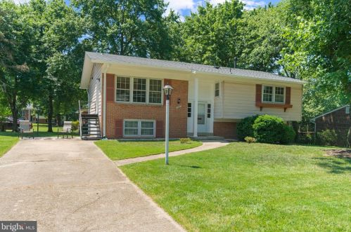 6501 Carrsbrook Ct, Springfield VA 22150-1311 exterior