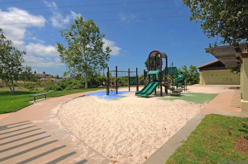 6962 Feldspar Pl, Carlsbad CA  92009-5212 exterior