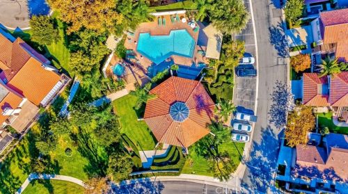 426 Westchester Pl, Fullerton CA  92835-2705 exterior