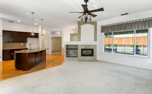 9247 Brown Rd, Elk Grove CA  95624-3917 exterior