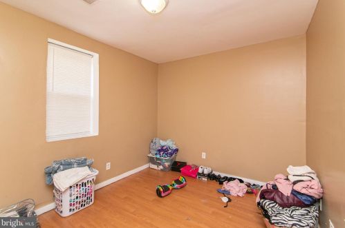 923 Atlantic Ave, Camden NJ  08104-1129 exterior