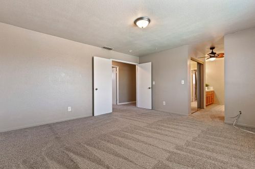 1026 Acaciawood Ct, Los Banos CA  93635-2937 exterior