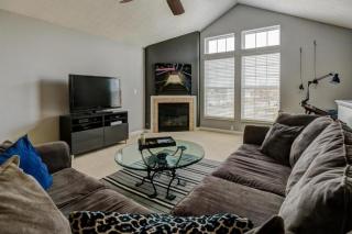 5648 Albany Reserve Dr, Westerville, OH 43081-7135