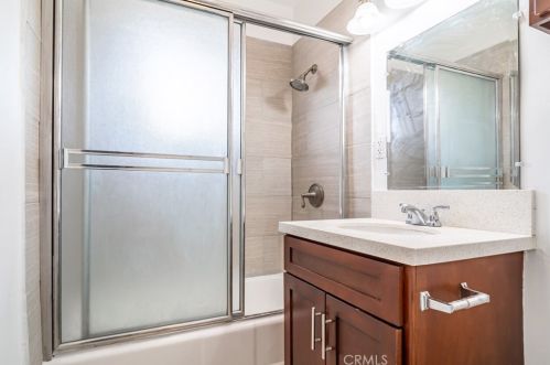 691 Date Ave, Rialto CA  92376-7006 exterior