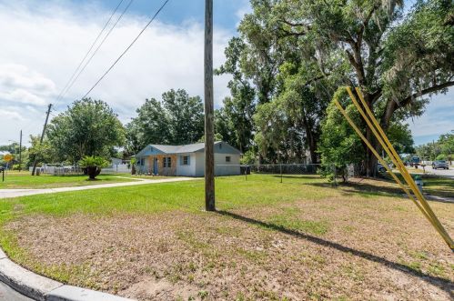 1700 Thor Ave, Apopka FL  32703-4740 exterior