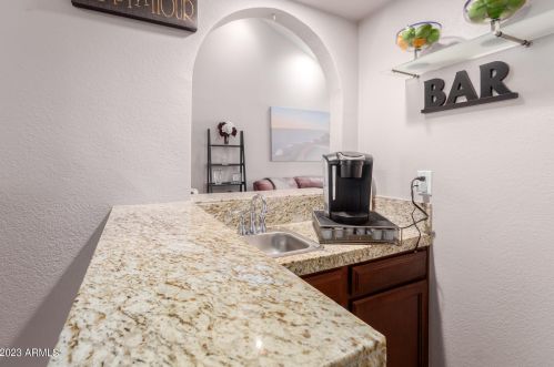 5444 Riviera Dr, Glendale AZ  85304-2422 exterior