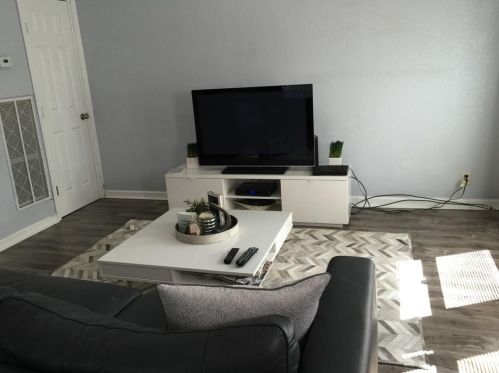 4402 Duval St, Austin, TX 78751-3918