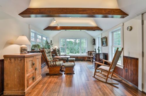 49 Mason Rd, Brookline NH 03033-2204 exterior