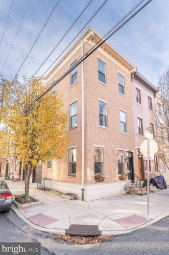 1001 18th St, Philadelphia PA  19146-1923 exterior