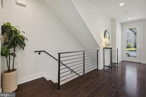 3308 9th St, Washington, DC 20017