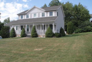 1 Lombardo Dr, Wilkes Barre, PA 18702-2731