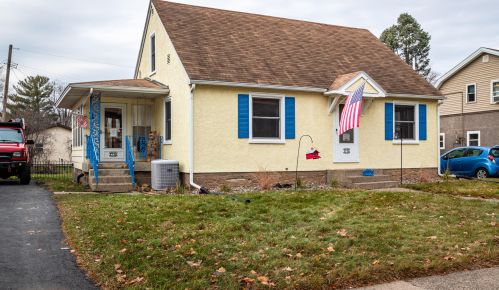 1726 31st St, La Crosse WI  54601-6915 exterior