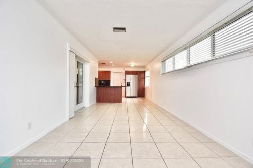 2131 52nd Ave, Hollywood FL  33021-3308 exterior