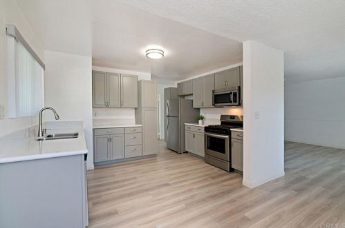 716 Grapevine Rd, Vista CA  92083-5527 exterior