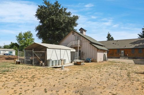 5057 Harney Ln, Lodi CA  95240-6922 exterior