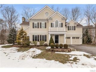 27 Old Stamford Rd, New Canaan CT  06840-6243 exterior