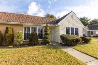 151 Dari Dr, Holbrook, NY 11741-4325