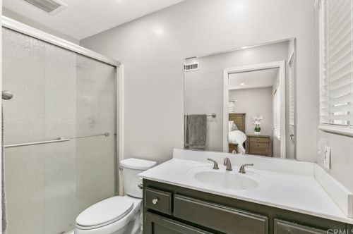 1243 Chestnut Ave, Orange CA 92867-3836 exterior