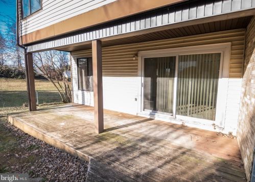 9 Cedar Creek Ct, Bear DE  19701-1001 exterior