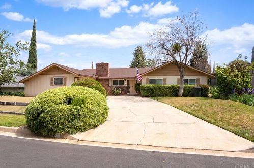 1525 Margarita Dr, Redlands, CA 92373-6413