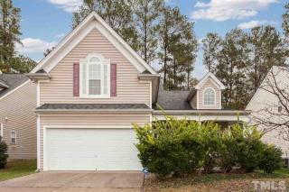 8152 Willowglen Dr, Raleigh, NC 27616-3327