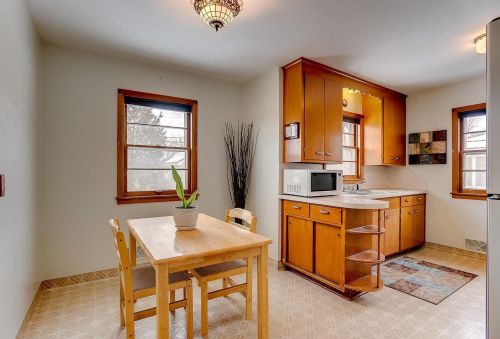 2415 6th St, Minneapolis MN 55411-2126 exterior