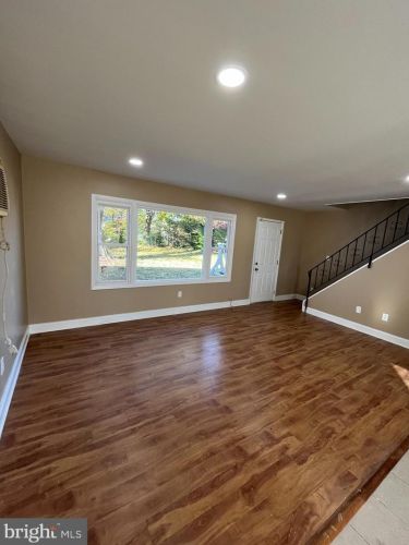5 Miniature Ln, Willingboro NJ  08046-3109 exterior