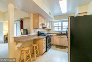 12205 Chaucer Ln, Woodbridge VA  22192-5282 exterior