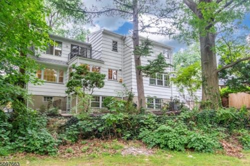 66 Ravine Ave, Nutley NJ  07110-2934 exterior