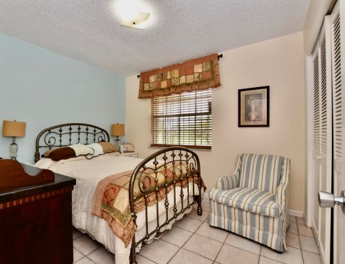 632 9 St, Belle Glade FL  33430-4121 exterior