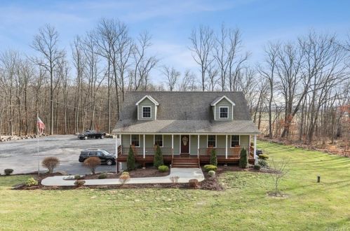 2066 Route 6, Middletown, NY 10940-6156