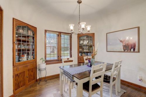 2401 79, Milwaukee WI 53219-1717 exterior