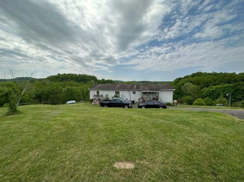 562 Palmer Adah Rd, Adah, PA 15410-1144