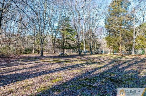 737 Crescent Ave, East Brunswick NJ  08816-5411 exterior