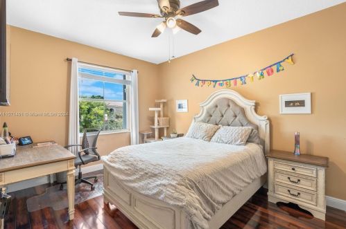 13119 29 St, Hollywood FL  33027-3837 exterior