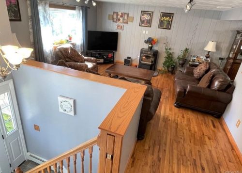 18 Tulip Rd, Mahopac NY  10541-5422 exterior