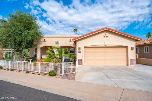 5826 Lawndale St, Mesa, AZ 85215-2712