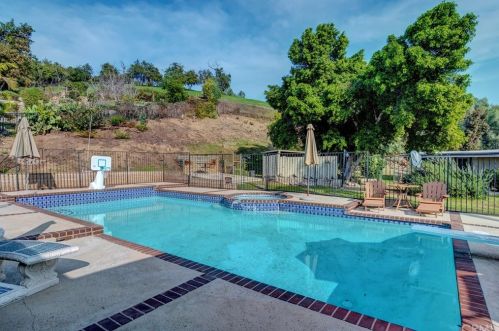 2128 El Cajonita Dr, La Habra, CA 90631-7726