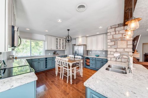 4274 Moore Ave, Darbydale, OH 43123-3122