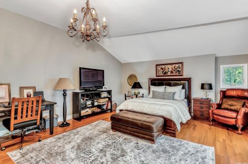 253 Union Ave, Islip Manor NY  11751-4710 exterior