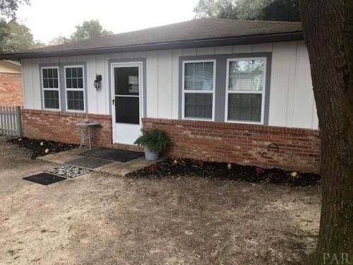 4249 Jackson St, Milton, FL 32571-2330