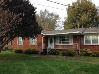 109 Bel Aire Dr, Winchester, TN 37398-1115