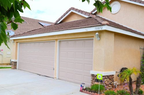18870 Oakview Way, Lake Elsinore, CA 92530-8357