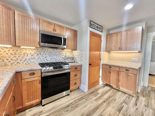 306 Durand St, Clinton WI  53525-9495 exterior